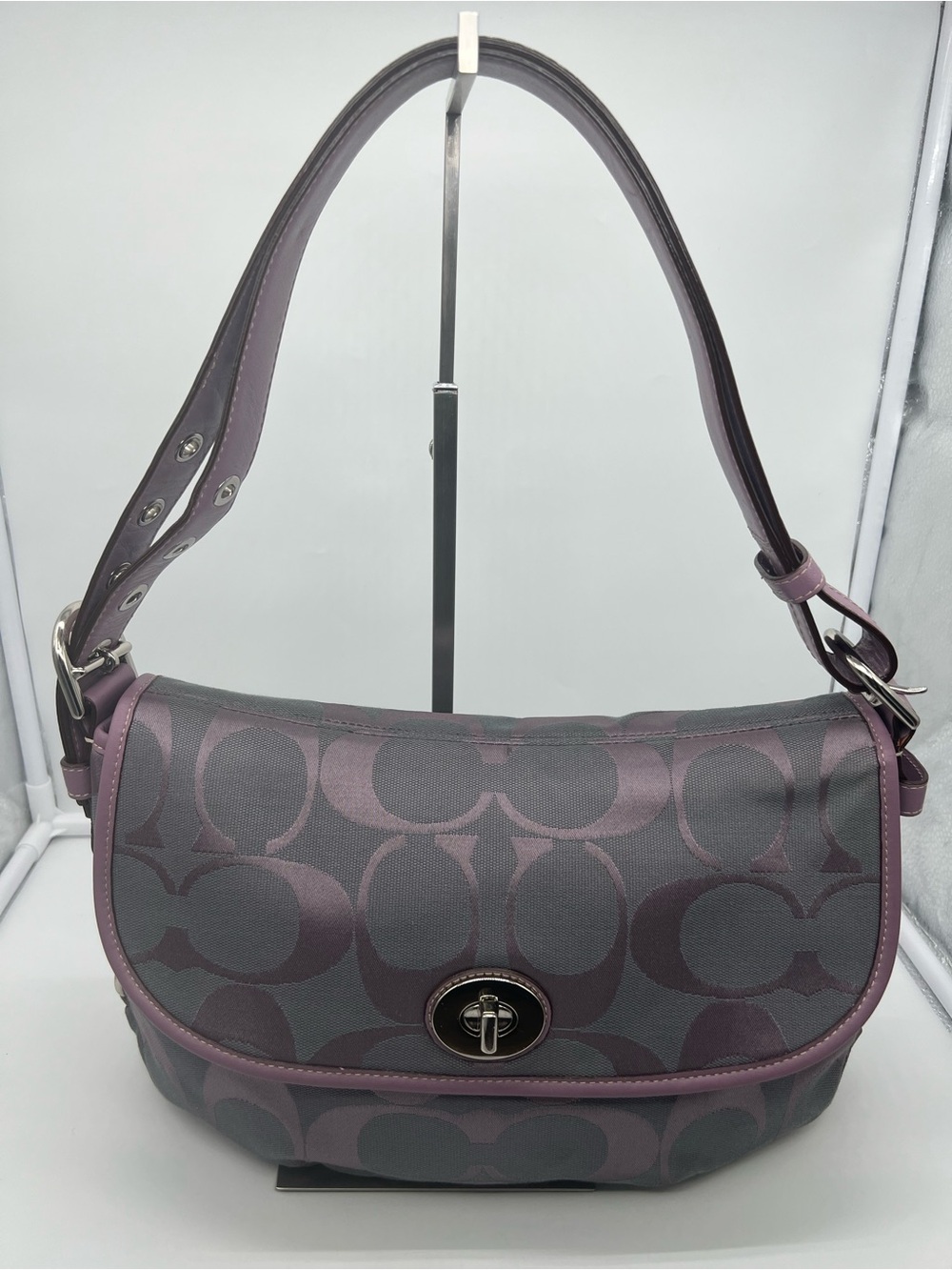 COACH F15171 Y2K Lilac Purple 24cm Signature Flap Duffle Crossbody Shoulder Bag